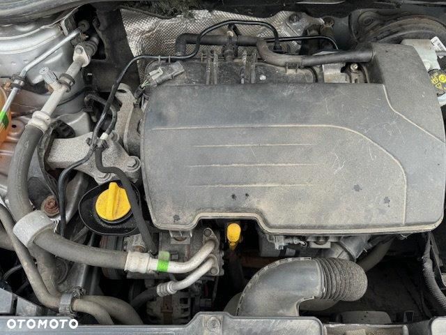 Renault Clio - 7