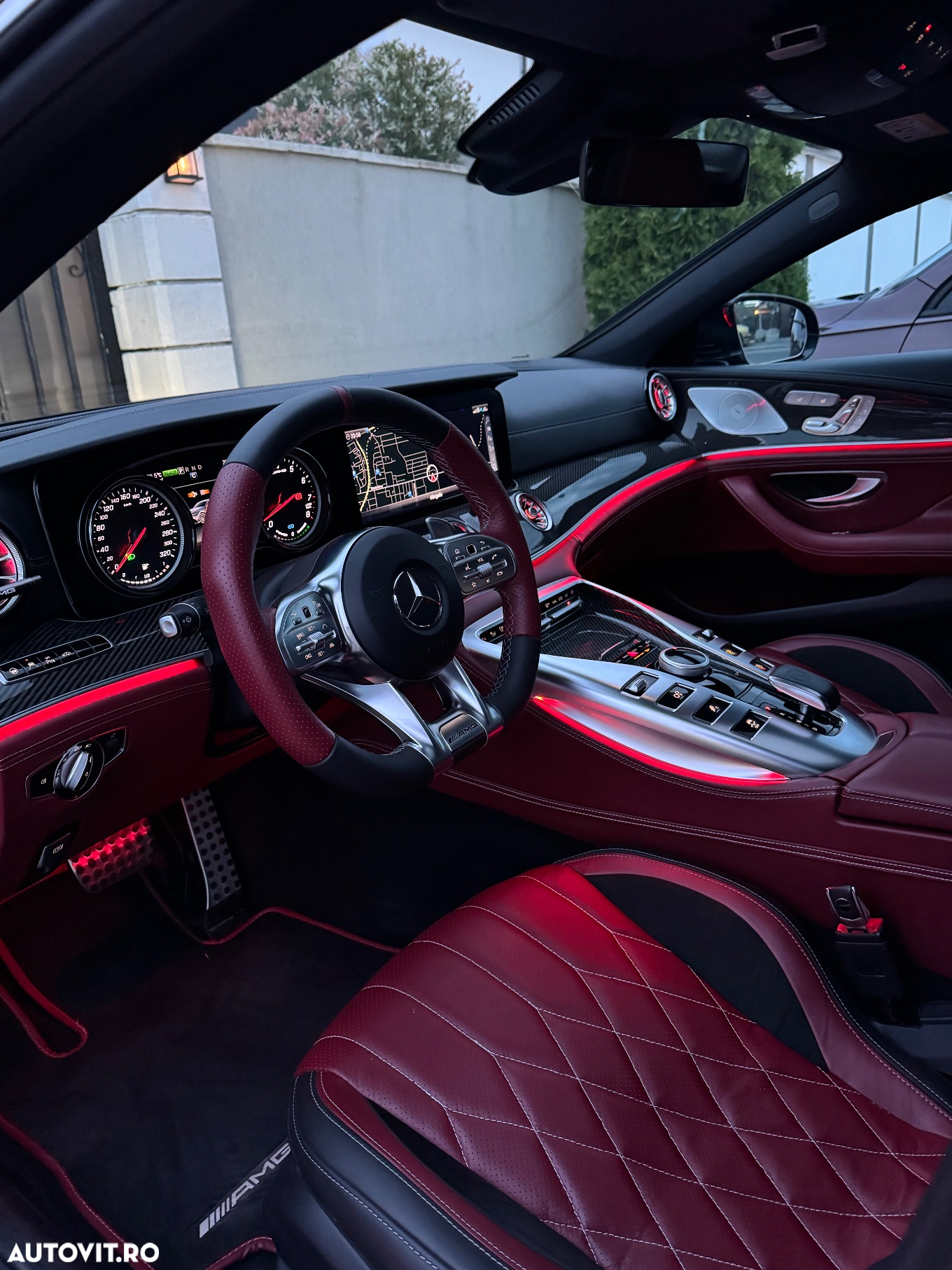 Mercedes-Benz AMG - 5