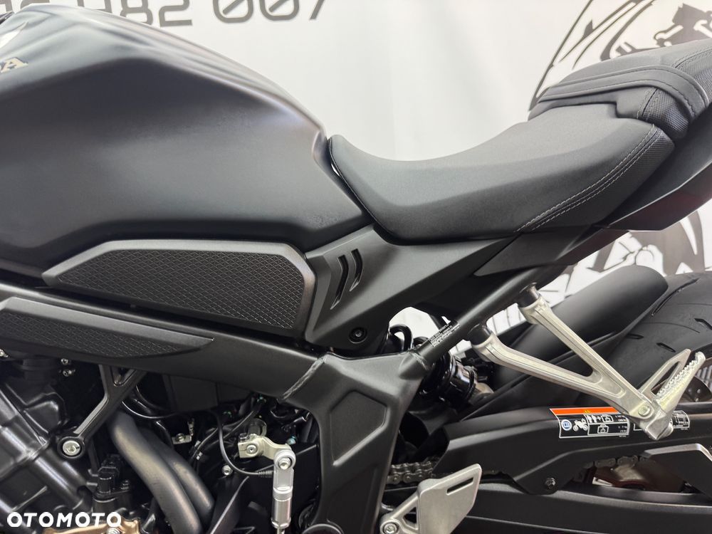 Honda CB - 15