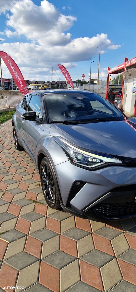 Toyota C-HR - 11
