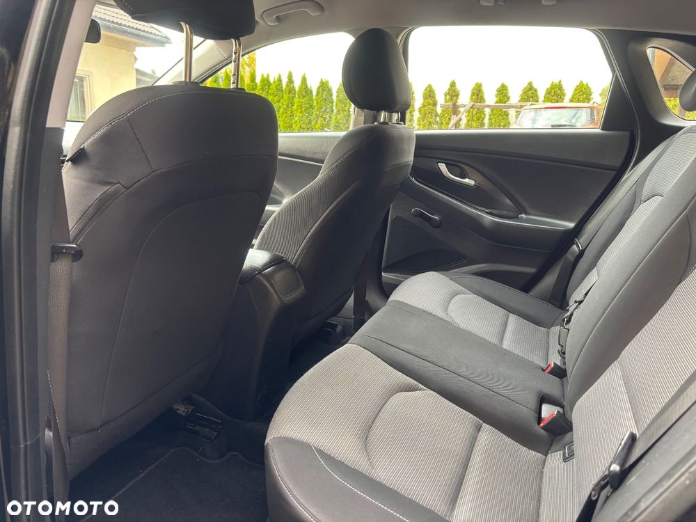 Hyundai i30 1.4 Intro Edition - 22