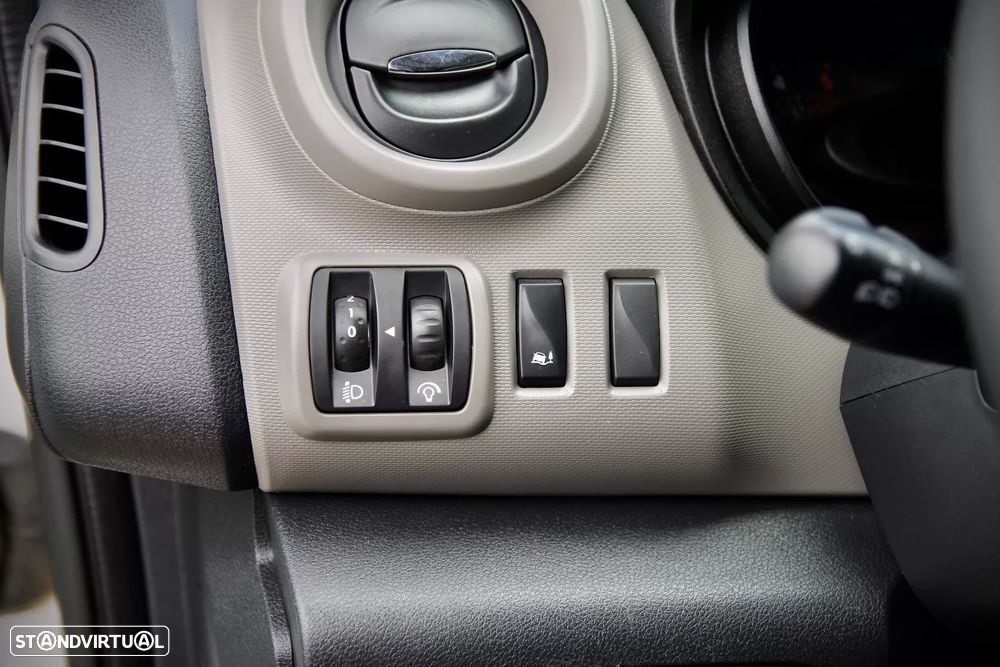 Renault trafic 1.6 dci tÉrmica iva dedutÍvel - 21