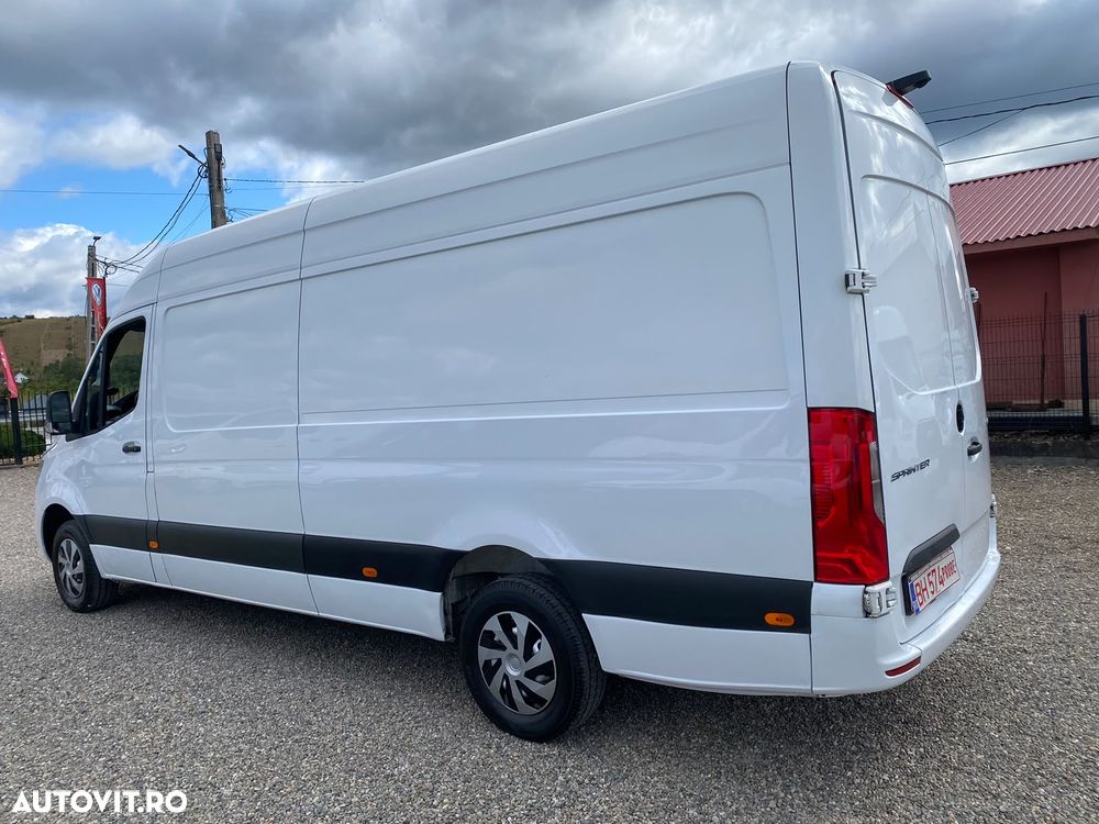Mercedes-Benz SPRINTER - 3