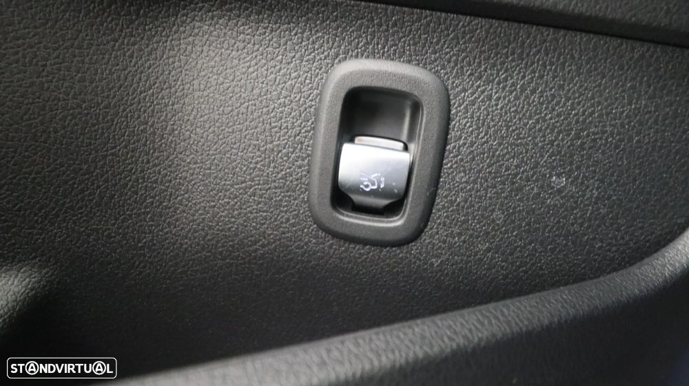 Mercedes-Benz C 220 d Avantgarde - 27