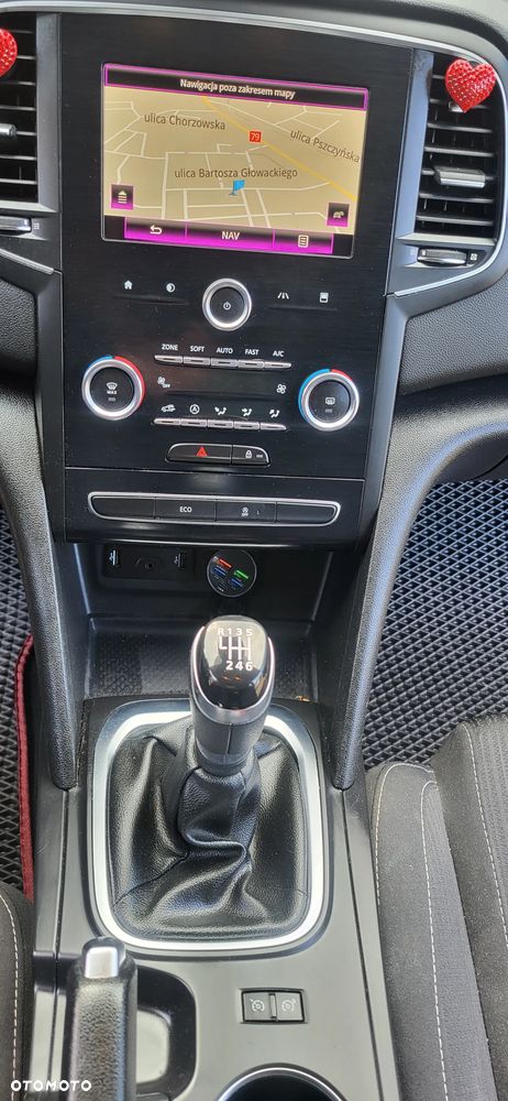 Renault Megane 1.2 Energy TCe Life - 18