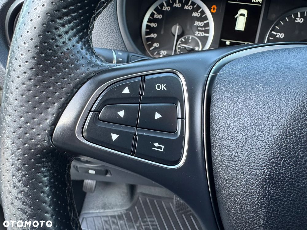 Mercedes-Benz VITO - 17