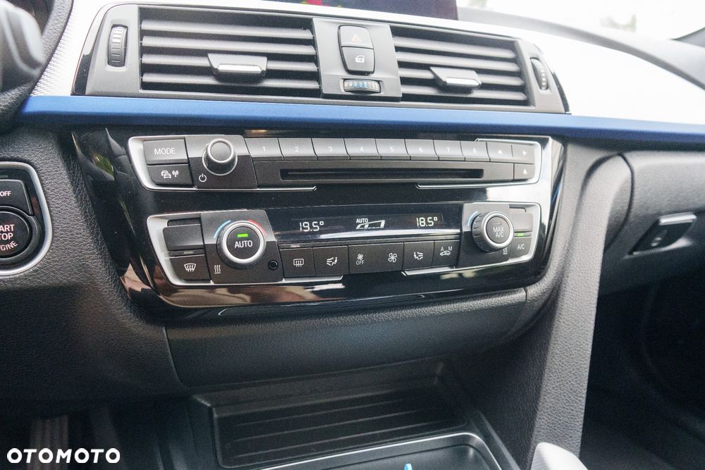 BMW Seria 3 320i Edition M Sport Shadow - 15
