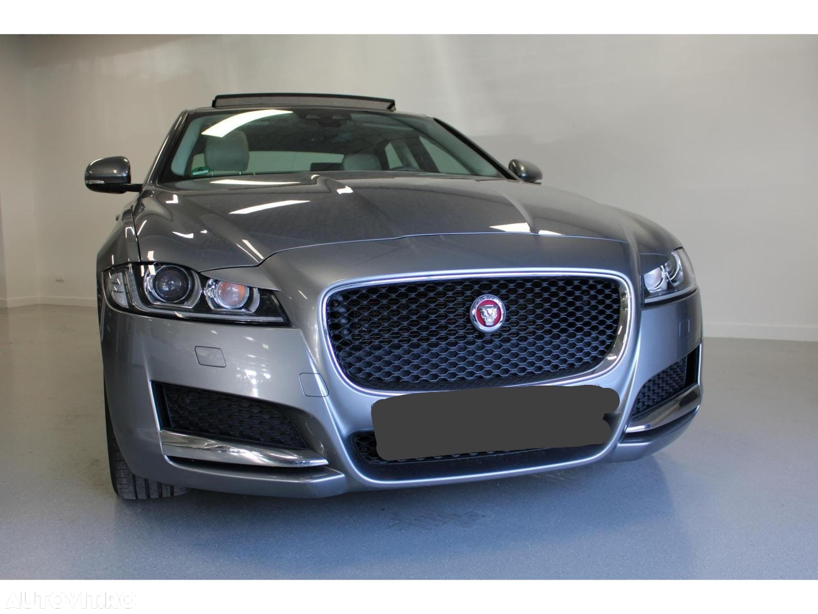 Jaguar XF 20d Aut. Prestige - 4