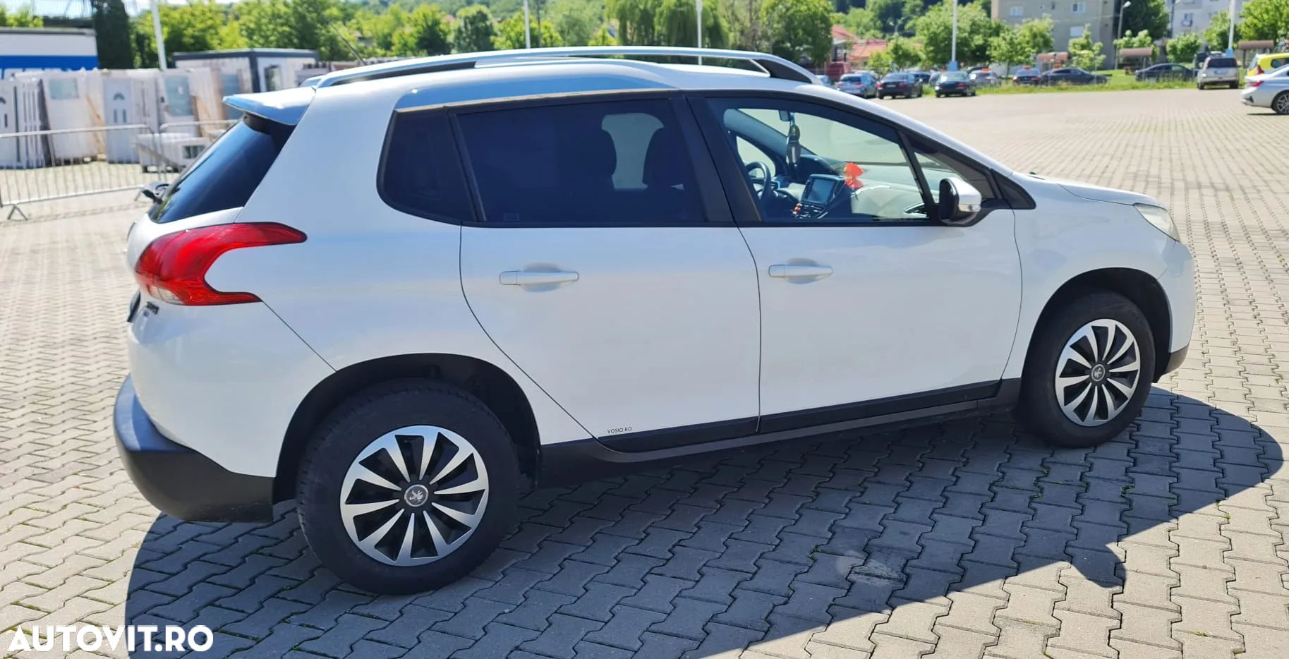 Peugeot 2008 - 3