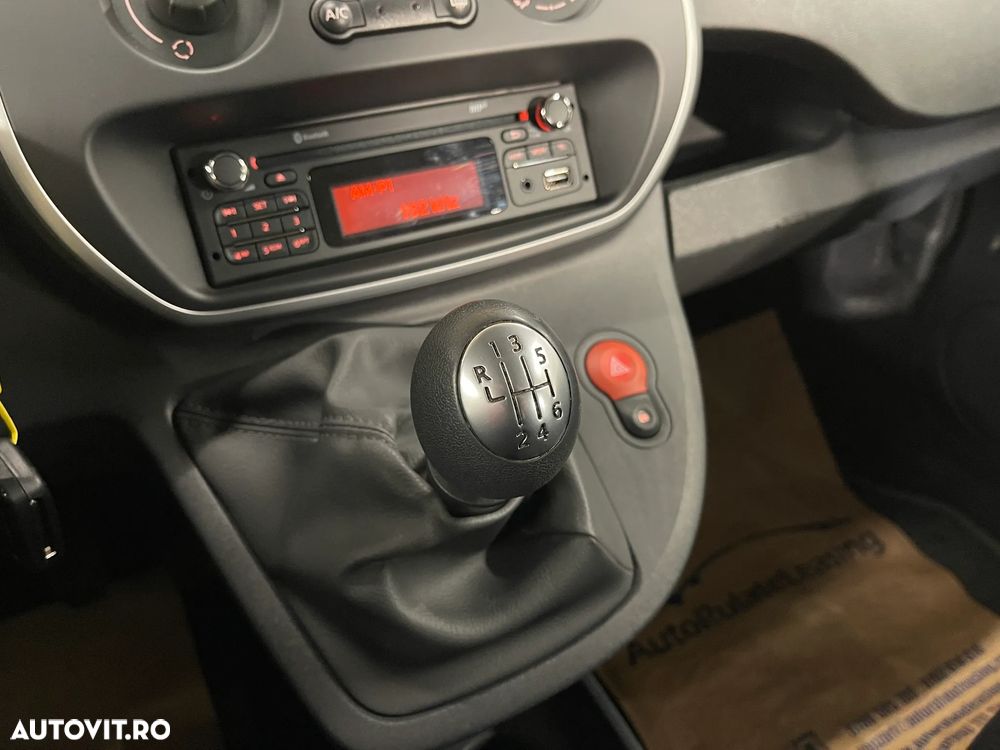 Renault Kangoo 1.5 Blue dCi 95 ZEN - 18