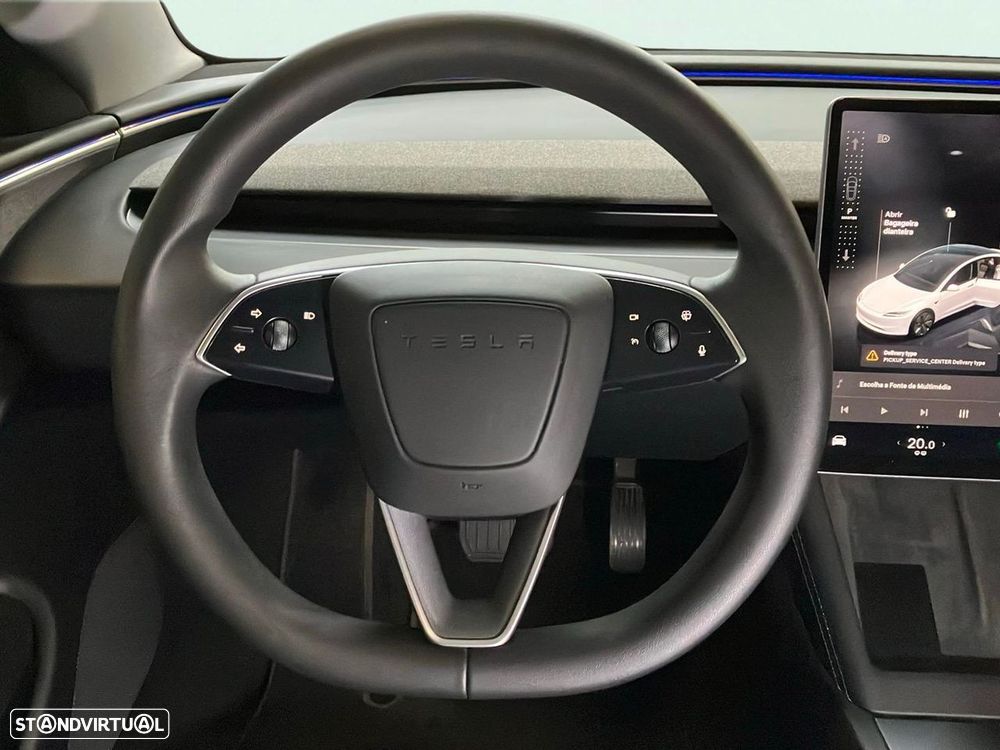 Tesla Model 3 - 10
