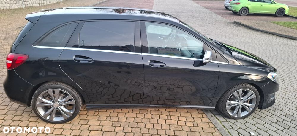 Mercedes-Benz Klasa B 200 7G-DCT Style - 16