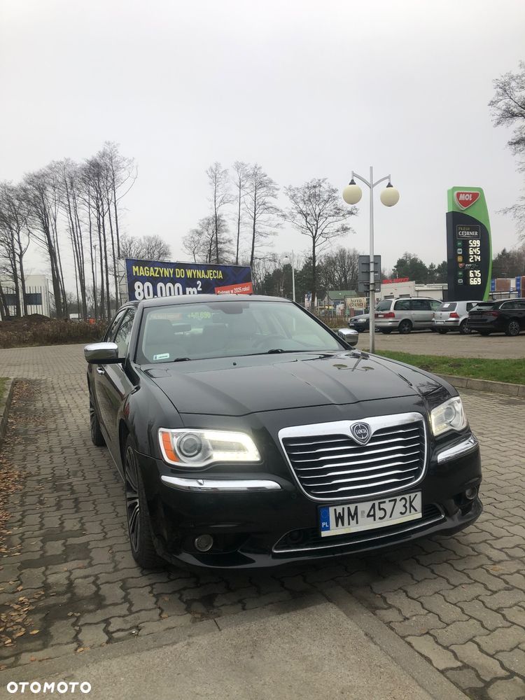Lancia Thema 3.0CRD Platinum - 6