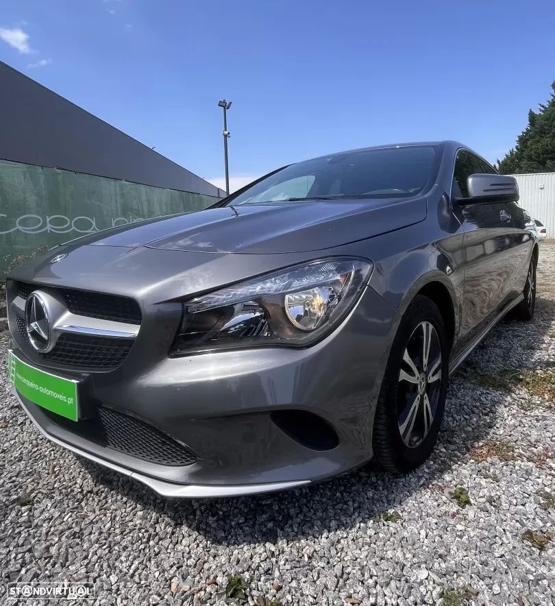 Mercedes-Benz CLA 180 d Shooting Brake - 11