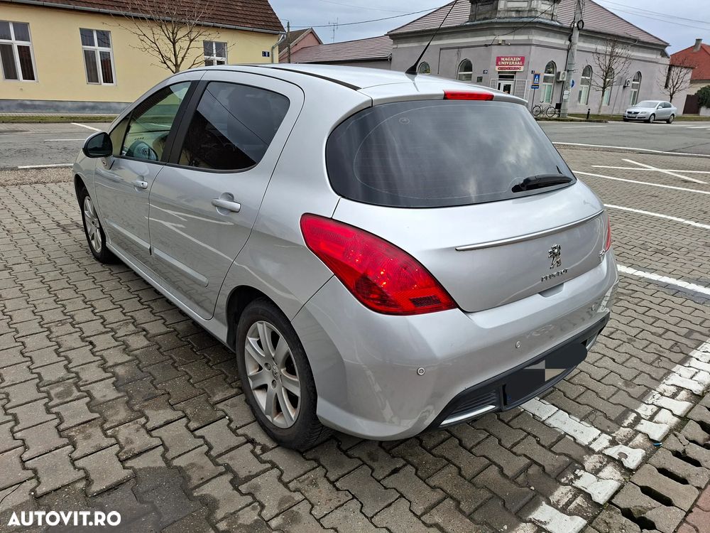 Peugeot 308 120 VTi Allure - 5