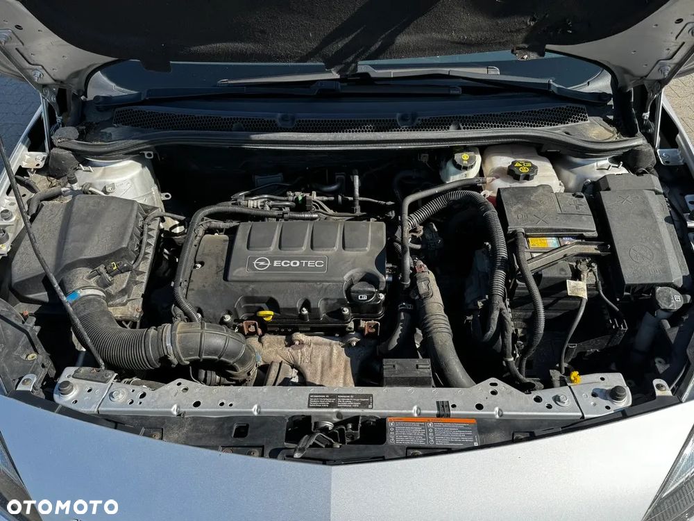 Opel Astra 1.4 Turbo Edition - 14