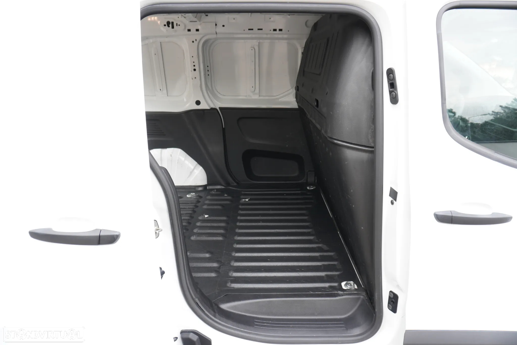 Citroën Berlingo 1.5 BlueHDI 102CV - 20