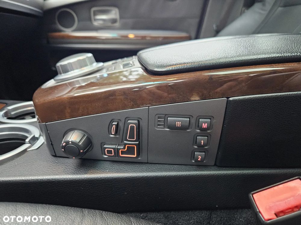 BMW Seria 7 730d - 21