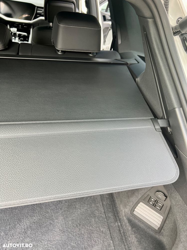 Volkswagen Touareg V6 TDI R-Style - 12