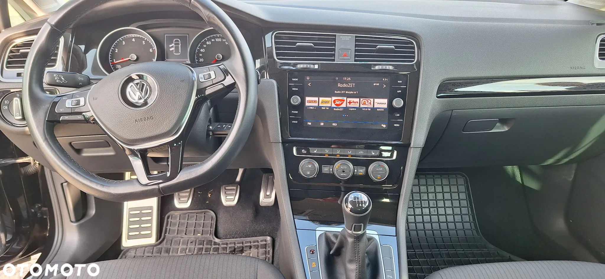 Volkswagen Golf - 9