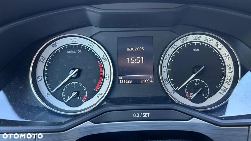 Skoda Superb 1.5 TSI Ambition - 13