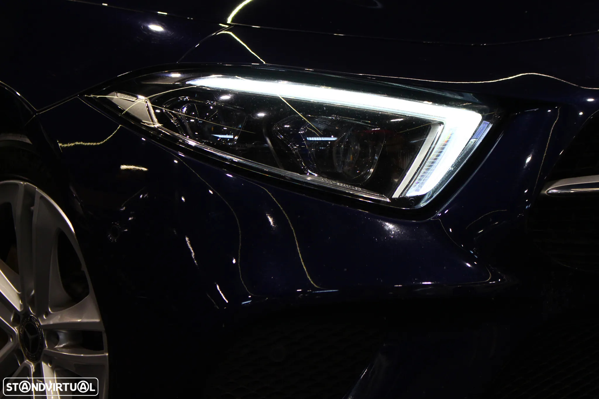 Mercedes-Benz CLS 300 d - 4
