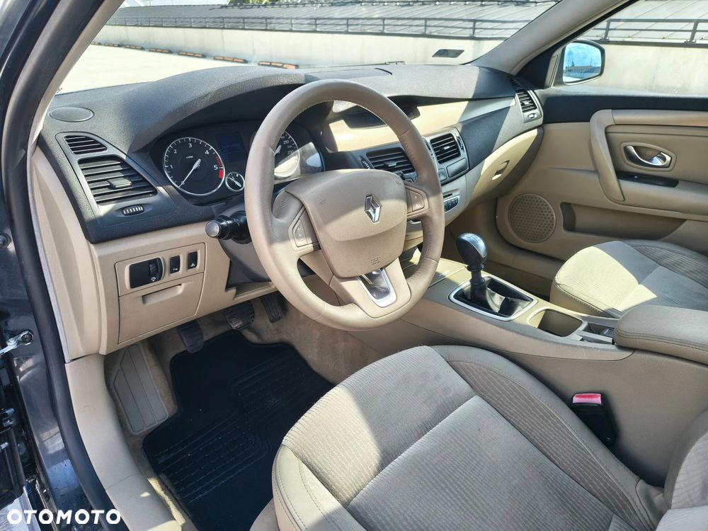 Renault Laguna 2.0 DCi Dynamique - 24