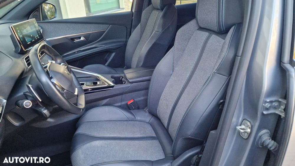 Peugeot 3008 PHEV 300 EAT8 4X4 Allure Pack - 17