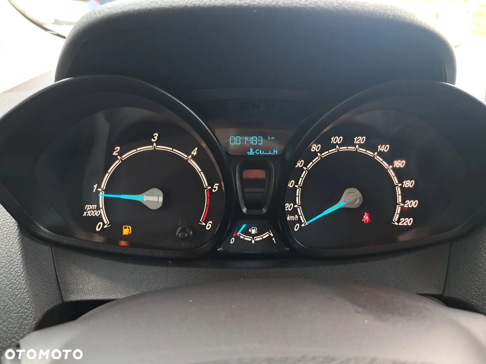 Ford COURIER - 20