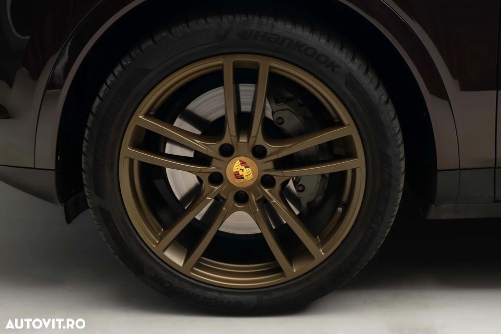 Porsche Cayenne S - 11