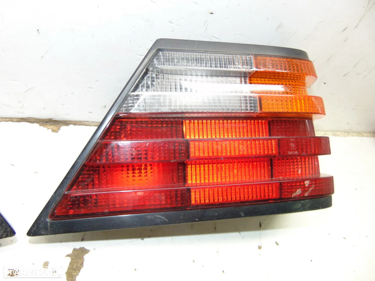 Mercedes W124 farolins - 4