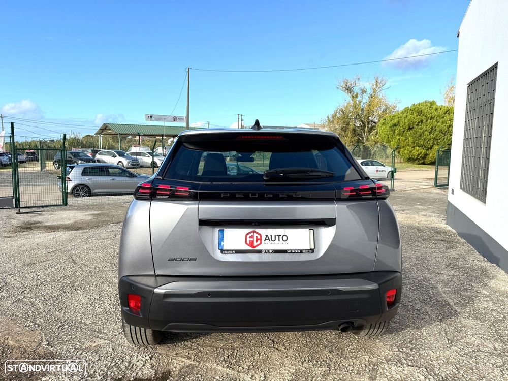 Peugeot 2008 1.2 PureTech Style - 8