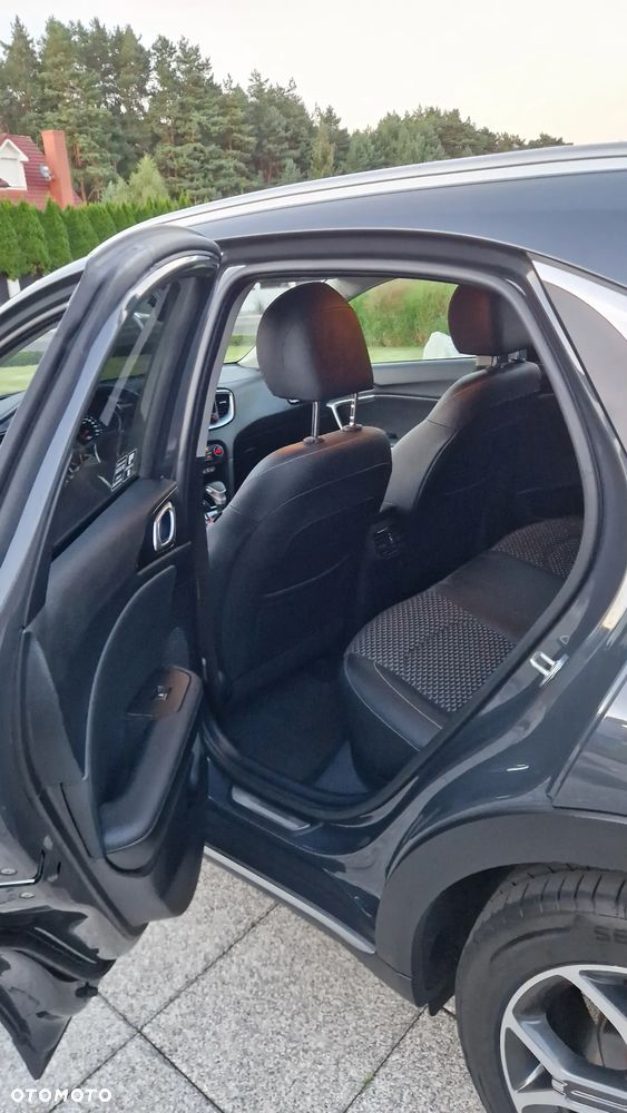 Kia XCeed 1.6 T-GDI Business Line DCT - 28