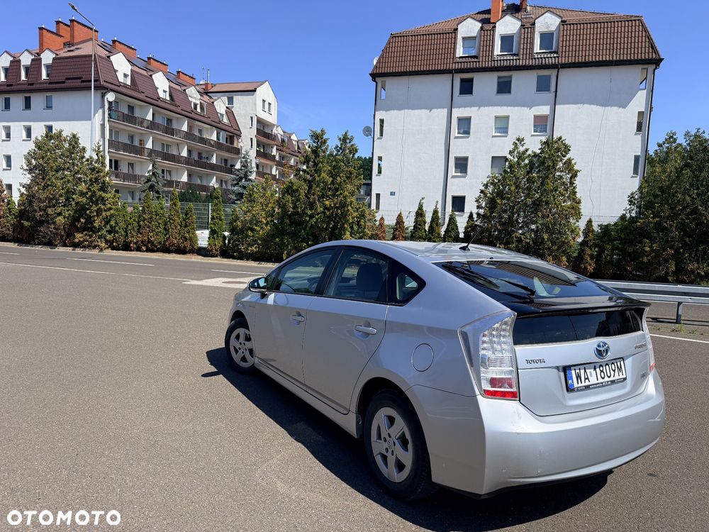 Toyota Prius - 12