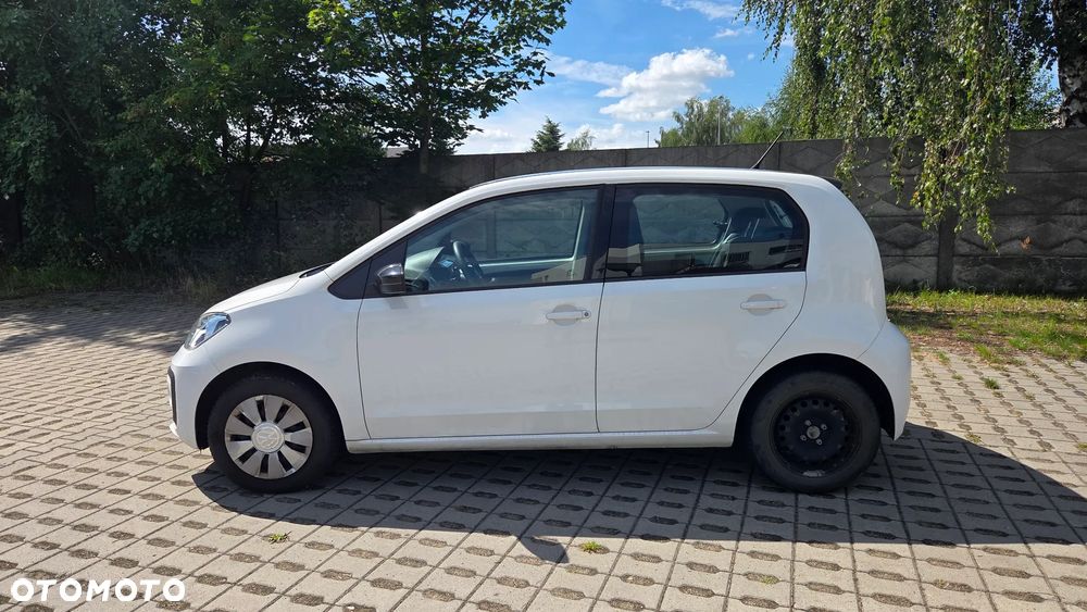 Volkswagen up! move - 3