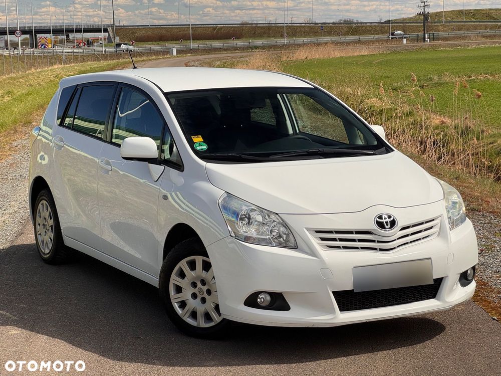 Toyota Verso 1.6 7-Sitzer Life - 1