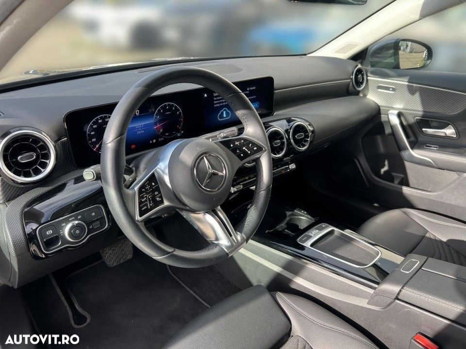 Mercedes-Benz A 180 - 9