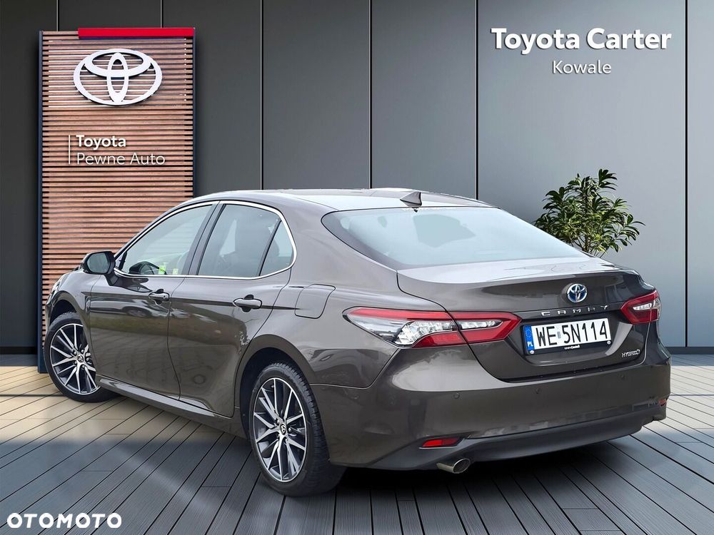 Toyota Camry 2.5 Hybrid Executive CVT - 4