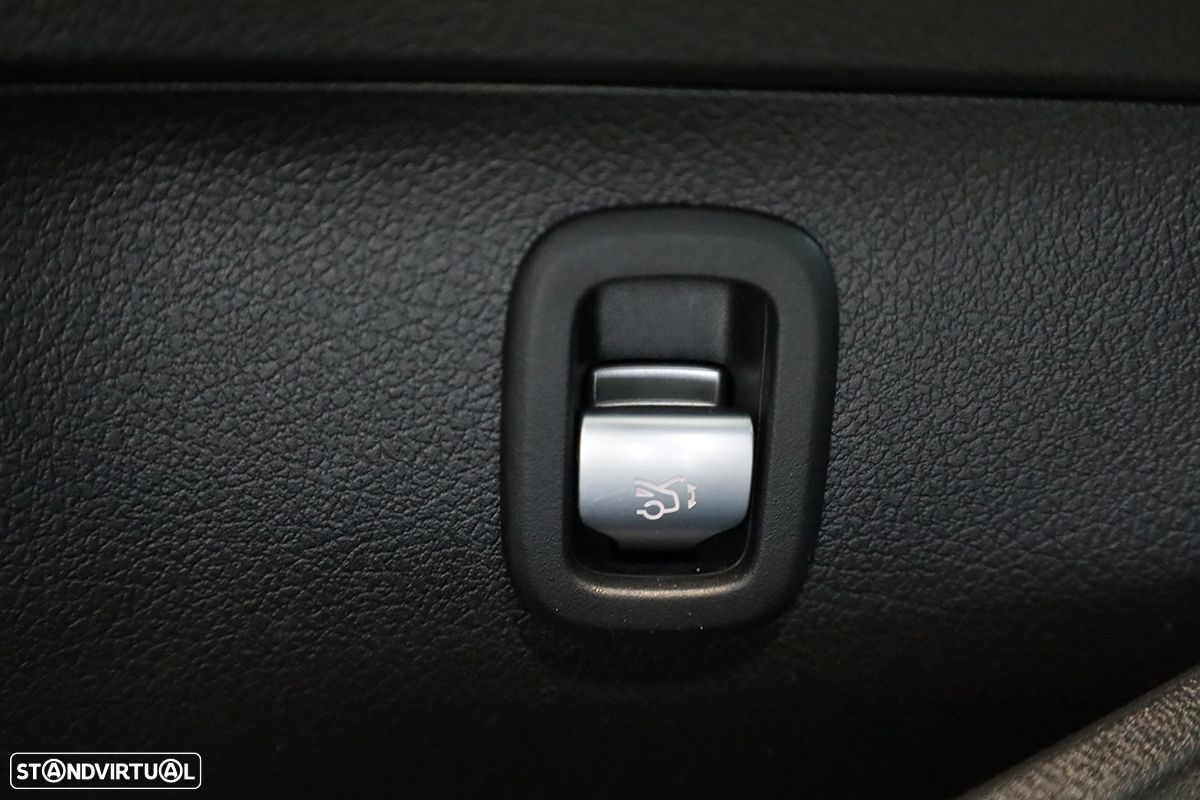 Mercedes-Benz C 220 d Avantgarde - 19