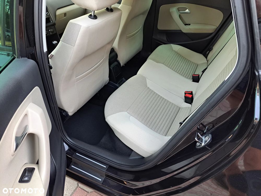 Volkswagen Polo 1.2 Comfortline - 19