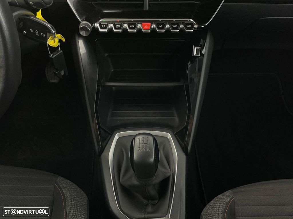 Peugeot 208 1.2 PureTech Active Pack - 16