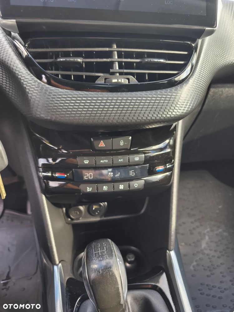 Peugeot 2008 1.6 VTi Allure - 10