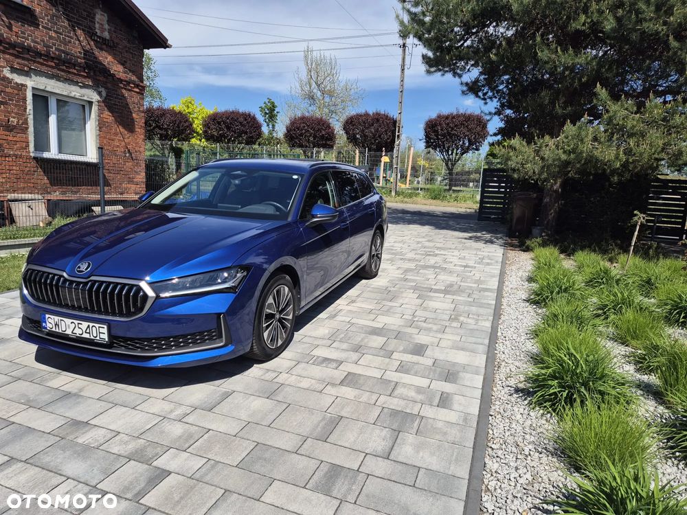 Skoda Superb 1.5 TSI mHEV Selection DSG - 6