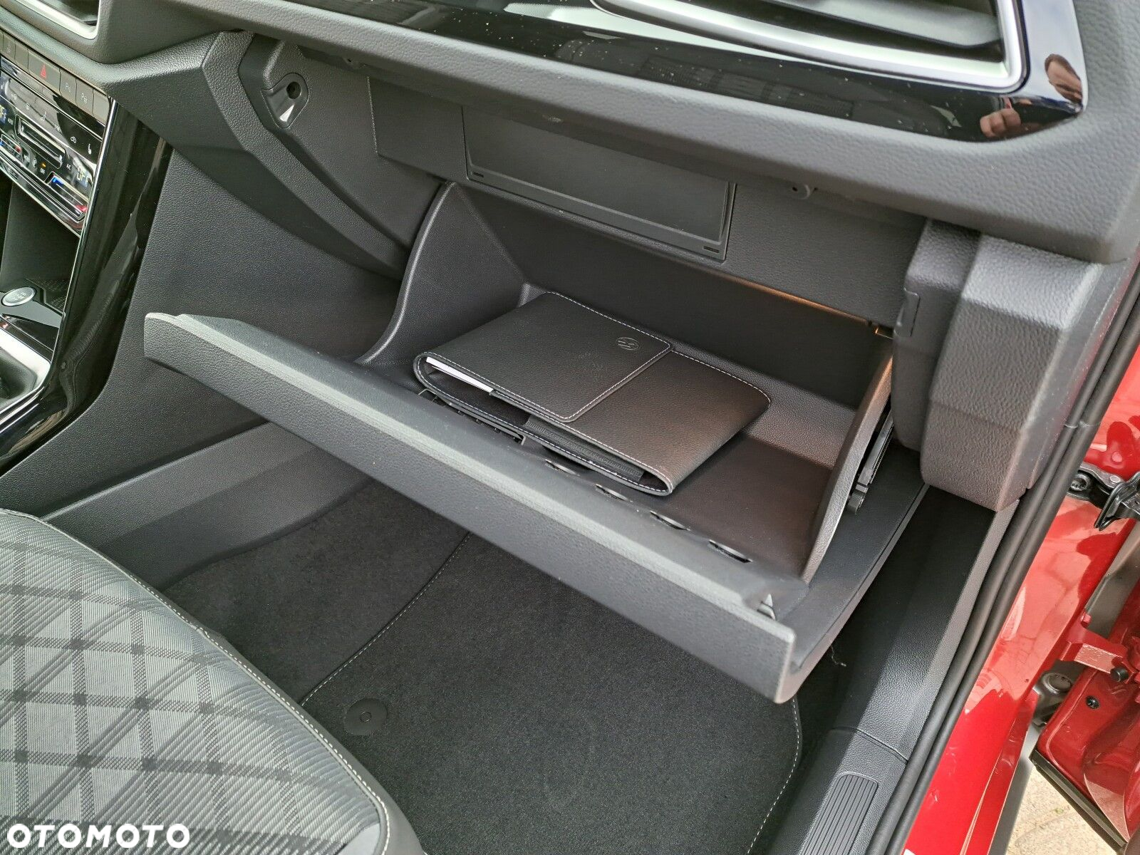 Volkswagen T-Roc 1.5 TSI R-Line DSG - 34