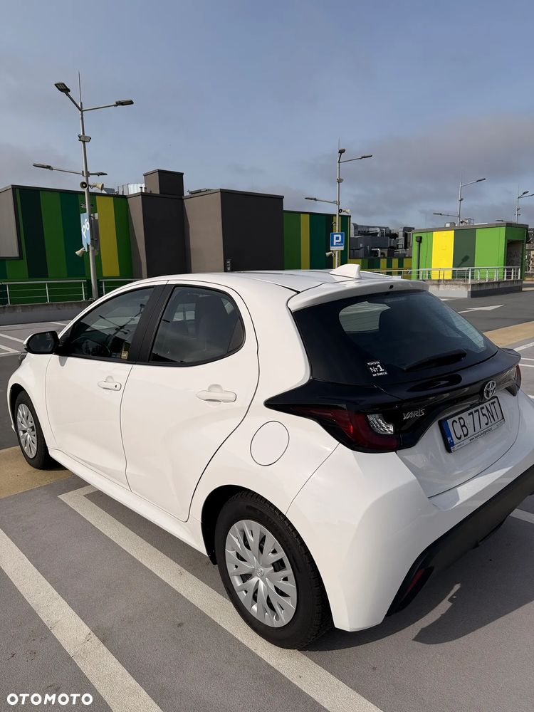 Toyota Yaris 1.5 Comfort - 11