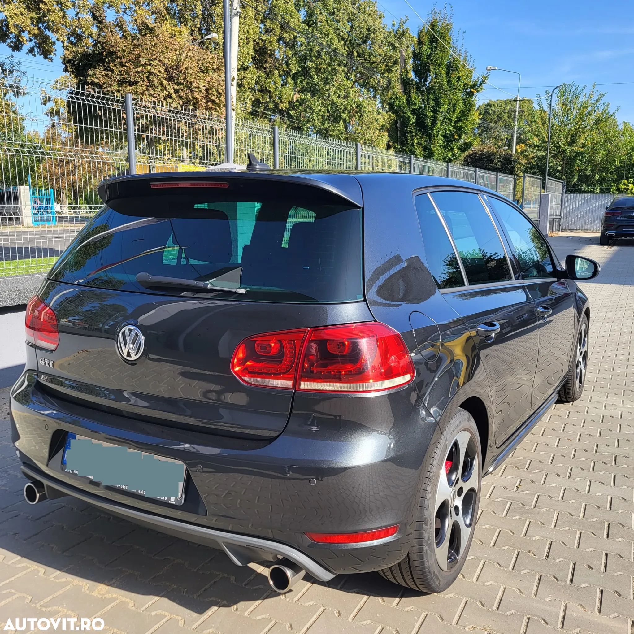 Volkswagen Golf 2.0 TSI GTI - 5