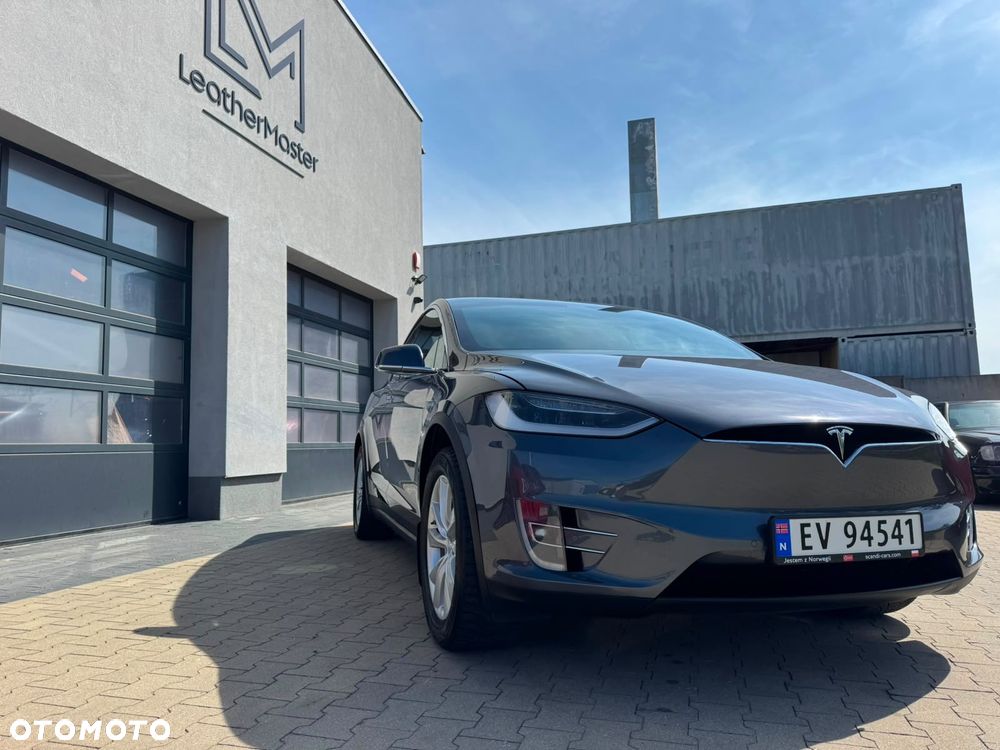 Tesla Model X Long Range - 7