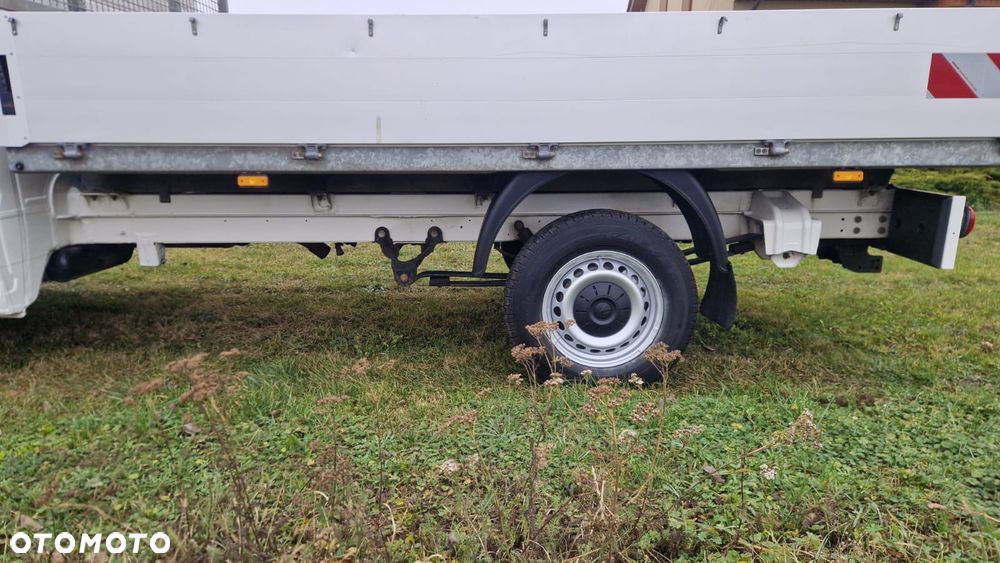 Volkswagen Crafter - 28