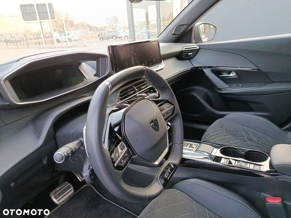 Peugeot 2008 1.2 PureTech GT S&S EAT8 - 14