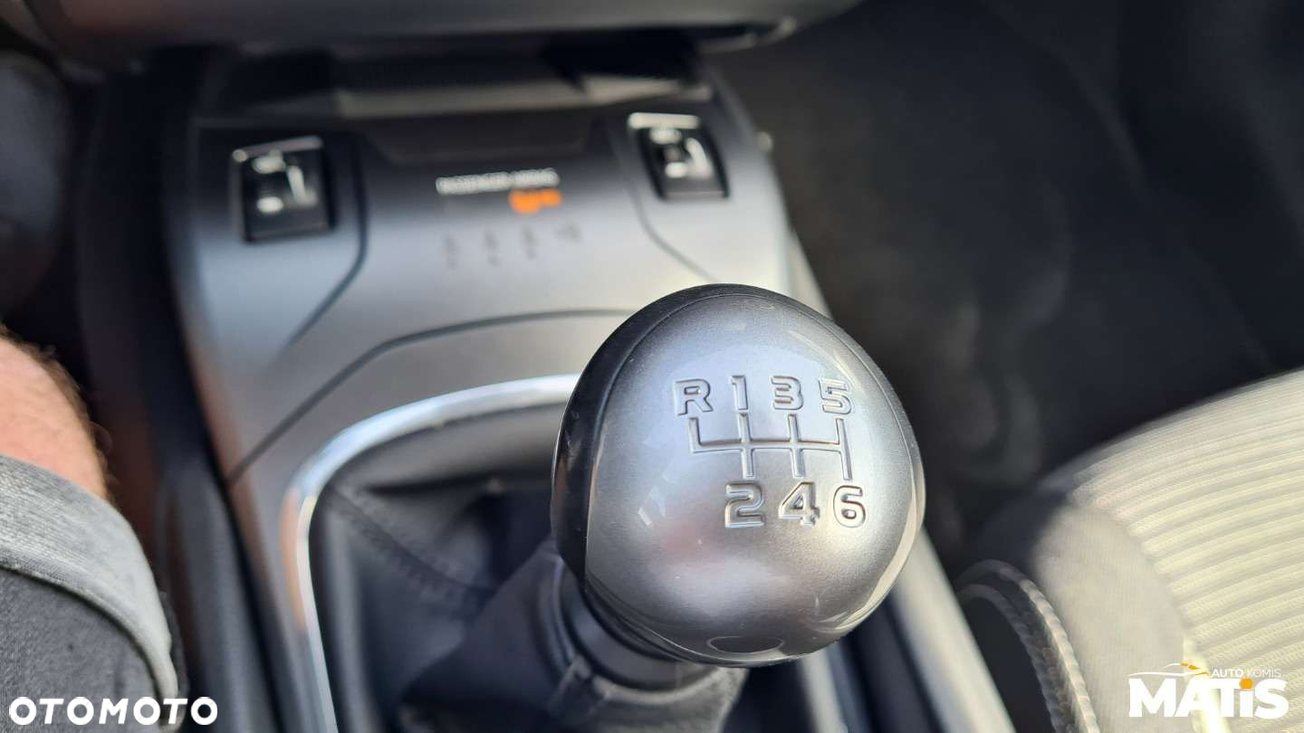 Toyota Avensis - 40